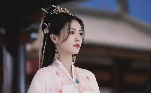 白鹿娱乐圈吃瓜直播,揭秘明星幕后故事,直播带你吃瓜不停歇 白鹿娱乐圈吃瓜直播,揭秘明星幕后故事,直播带你吃瓜不停歇